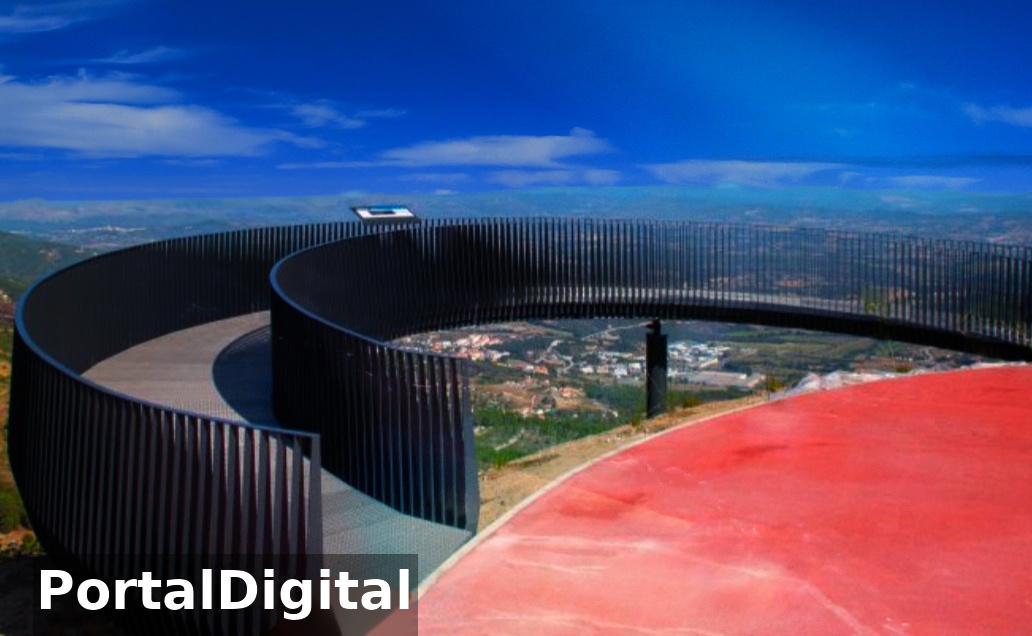 Miradouro da Varanda dos Carqueijais