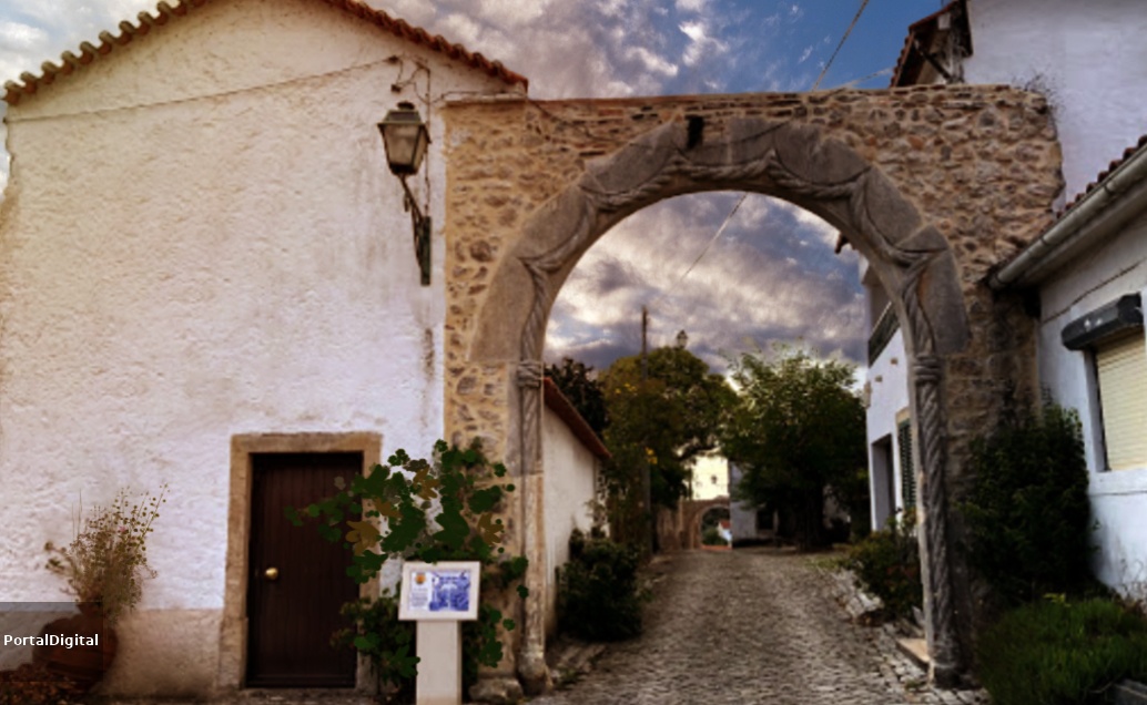 Arco Manuelino de Abiúl